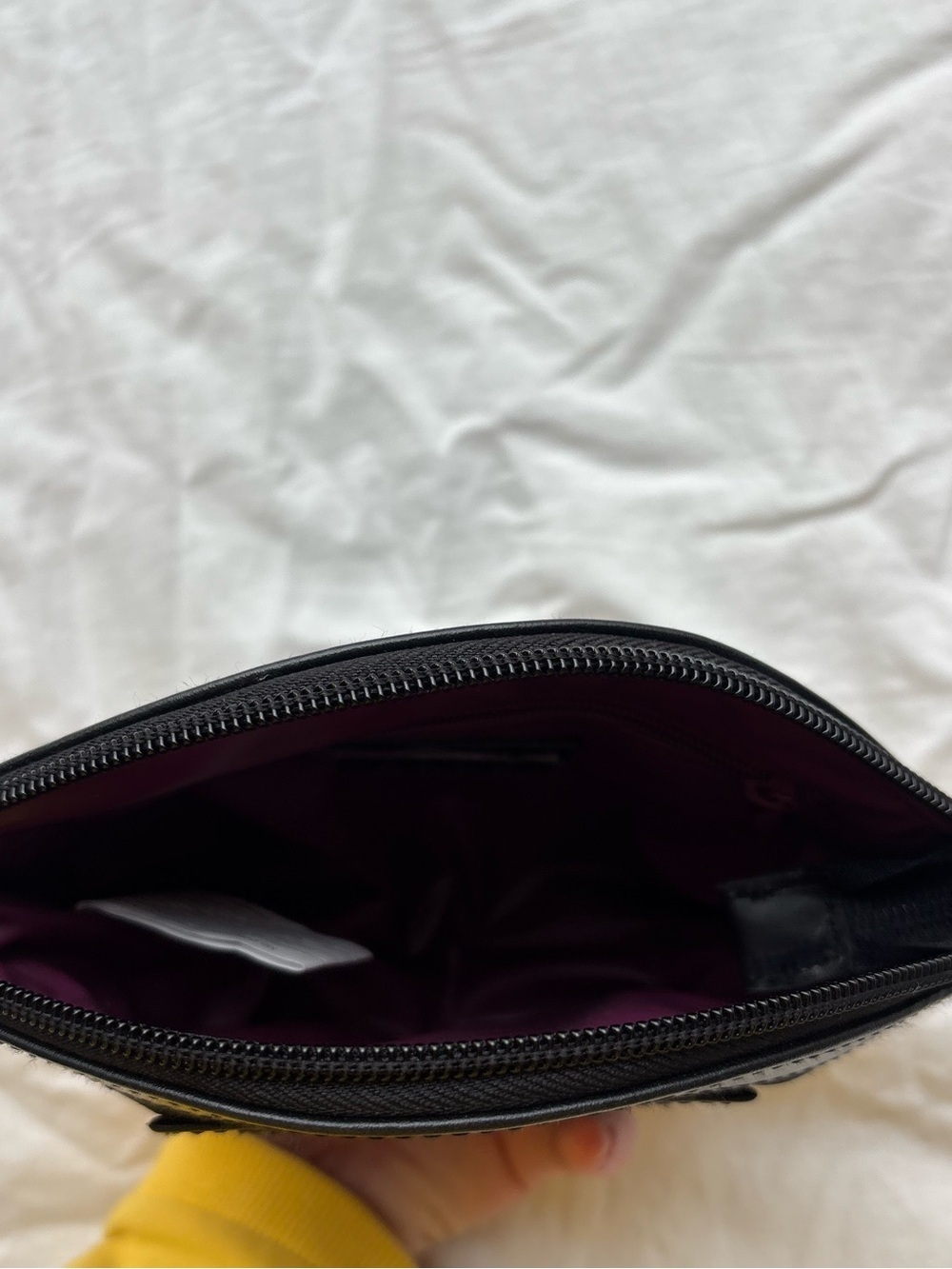 NWT ELLE Black Monogram Cosmetic Bag Makeup Pouch w/ Built-In Mirror - Picture 5 of 11